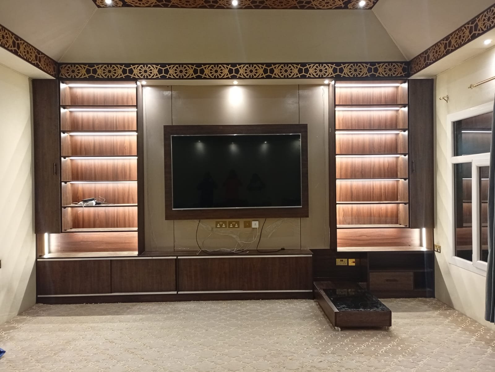 interior 26